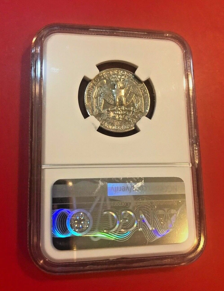 1980 P 25 CENTS MINT ERROR XF 40 DOUBLE CURVED CLIP MINOR CLIP @ 10:00  - Image 2 of 2