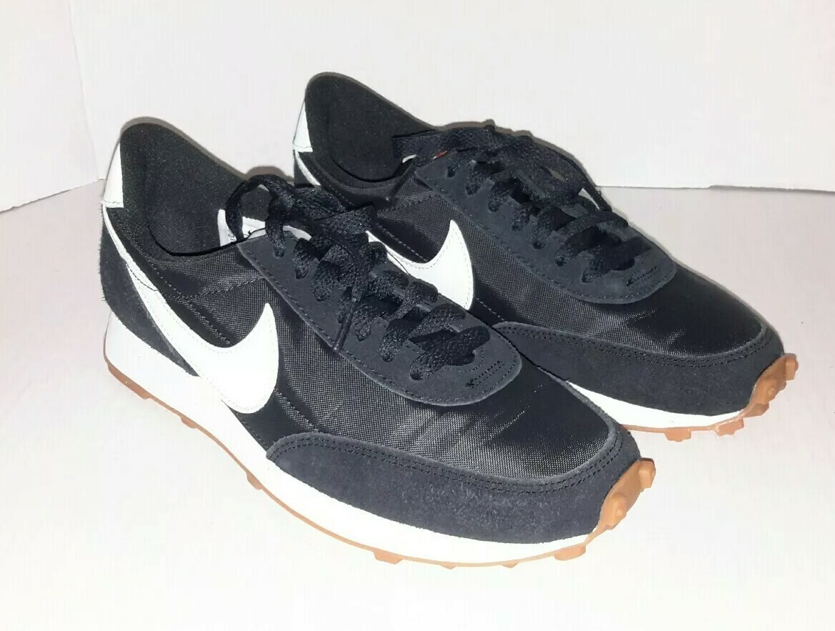 women's nike challenger og