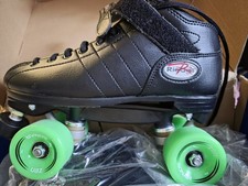 NIB  Riedell R3 Outdoor Quad Roller Skates, black, size 8 skate sizing 