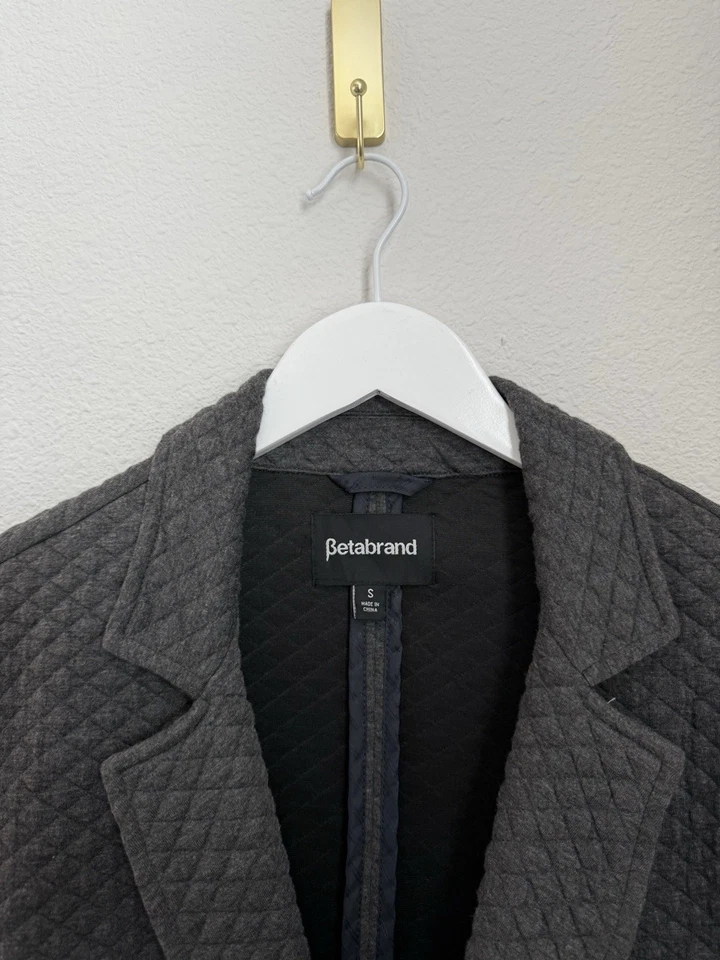 Blazer de viaje Betabrand acolchado preppy oficina de negocios talla pequeña para hombre Foto 2 de 4