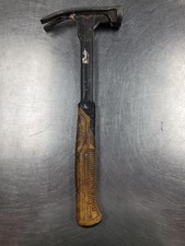Used DEWALT HAMMER (QUC027975)