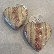 Set Of 2 Vintage Paper Mache Ornaments Heart Shaped With Angels Taiwan