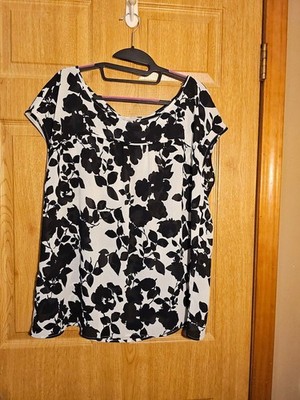 LOFT Black & White Floral Scoop Neck Cap Sleeve Blouse - Size XL