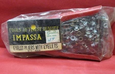 Vintage JAPAN EYELET HAND RIVETER PLIERS PRESS HOLE PUNCHER TOOL/GOMMETS Gambles