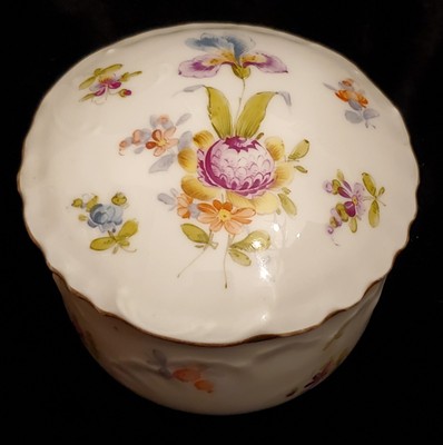 RARE Saxonia Trinket Box Dish & Lid Jewelry Box Iris Flower Gold Trim EXCELLENT
