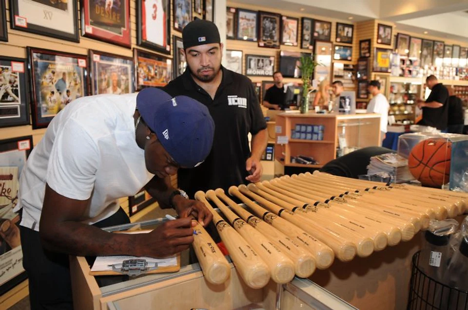 Bate de béisbol firmado por Cameron Maybin certificado de autenticidad PSA/DNA Yankees 2017 WS Astros autógrafo Foto 3 de 4