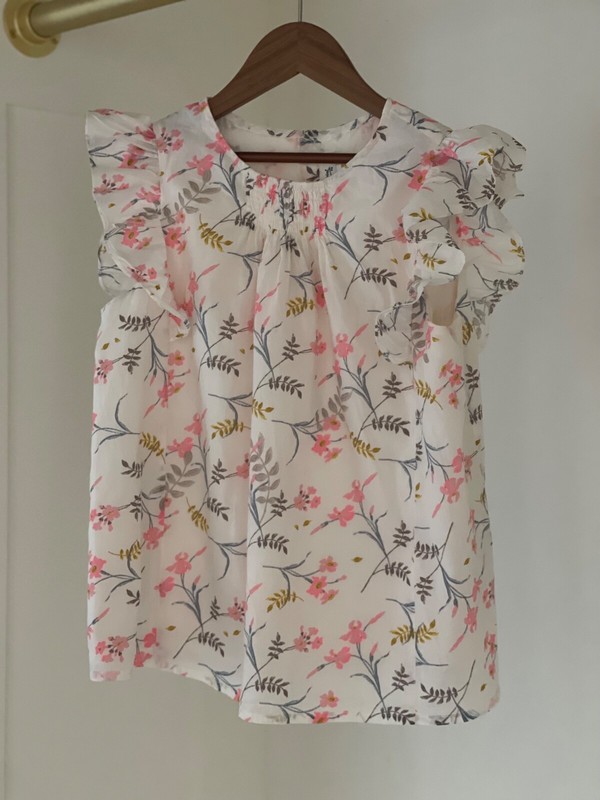 Size 12y old Bonpoint Liberty Blouse Smocked, soft and Double lined
