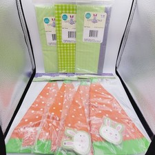 Lot 3 Packs Easter Gift Tissue  4 Packs Carrot Shaped Treat Sacks Bags 60ct 