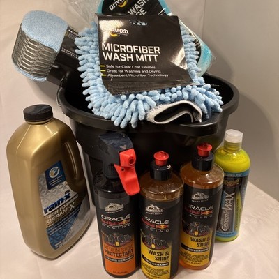 Deluxe Armor All Oracle Red Bull Racing & Meguiar's Car Detailing Kit