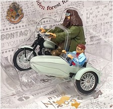 Corgi CC99727 - Harry Potter Hagrid's Motorcycle & Sidecar With Figures