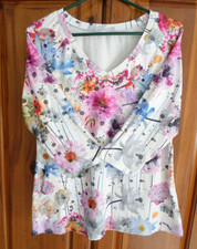 Women s V-Neck 3/4 Sleeve Colorful Floral Print Pullover Blouse Size Med