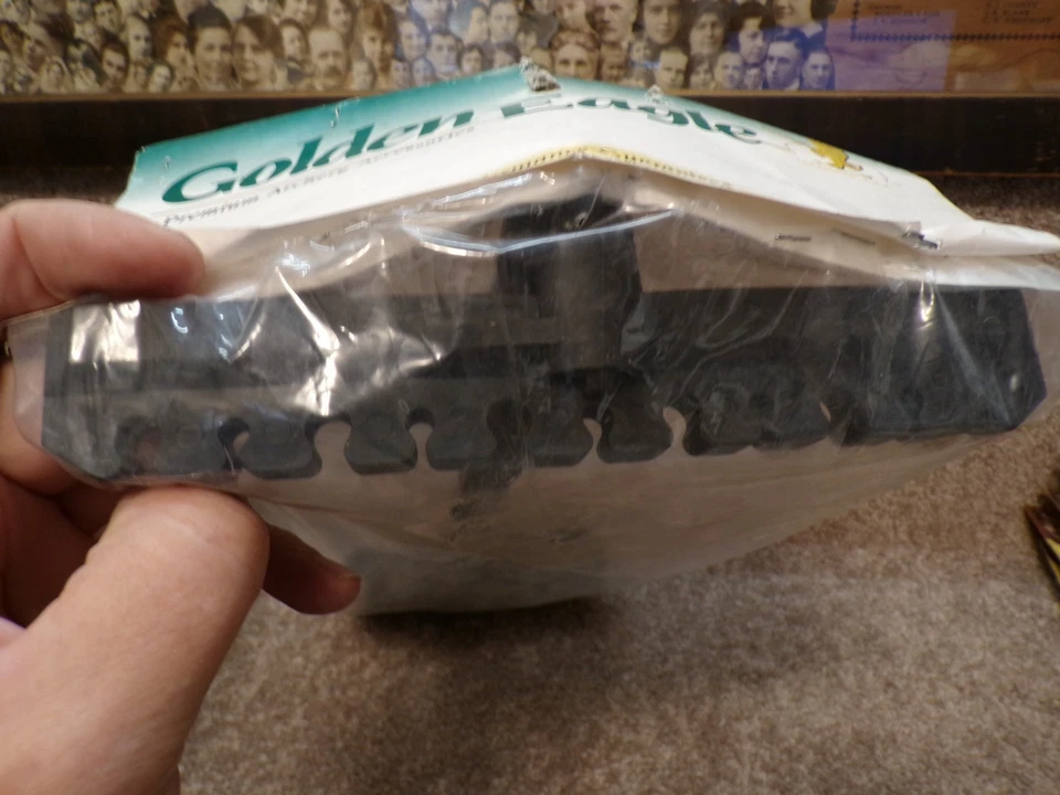 Vintage Golden Eagle Archery Quiver Camo NOS - Image 3 of 4