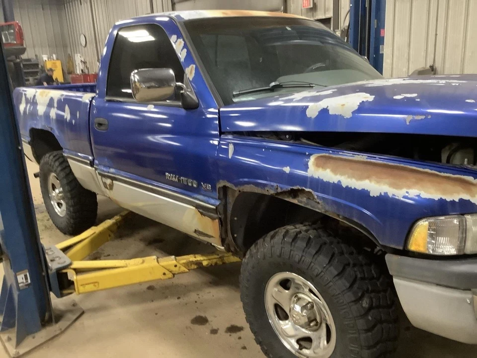 Equipo de audio receptor de radio Am-fm-cassette compatible con 95-03 Dodge 1500 van 347963 Foto 3 de 4