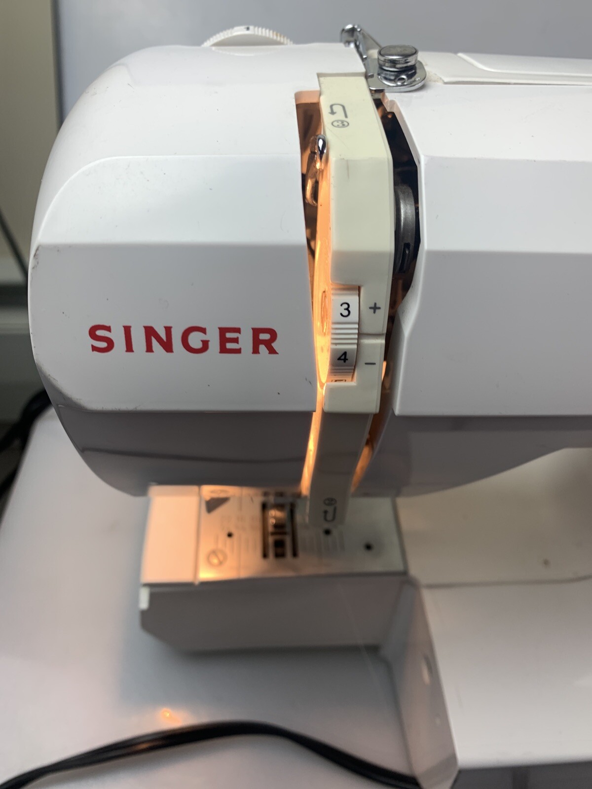 SInger 140Q Quilt & Sew Compact Quilting/ Facemask Sewing Machine eBay