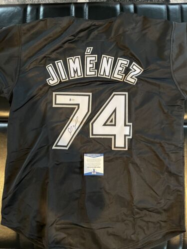 Eloy Jimenez Autographed Chicago White Sox Jersey. Beckett Authenticated - Picture 1 of 2