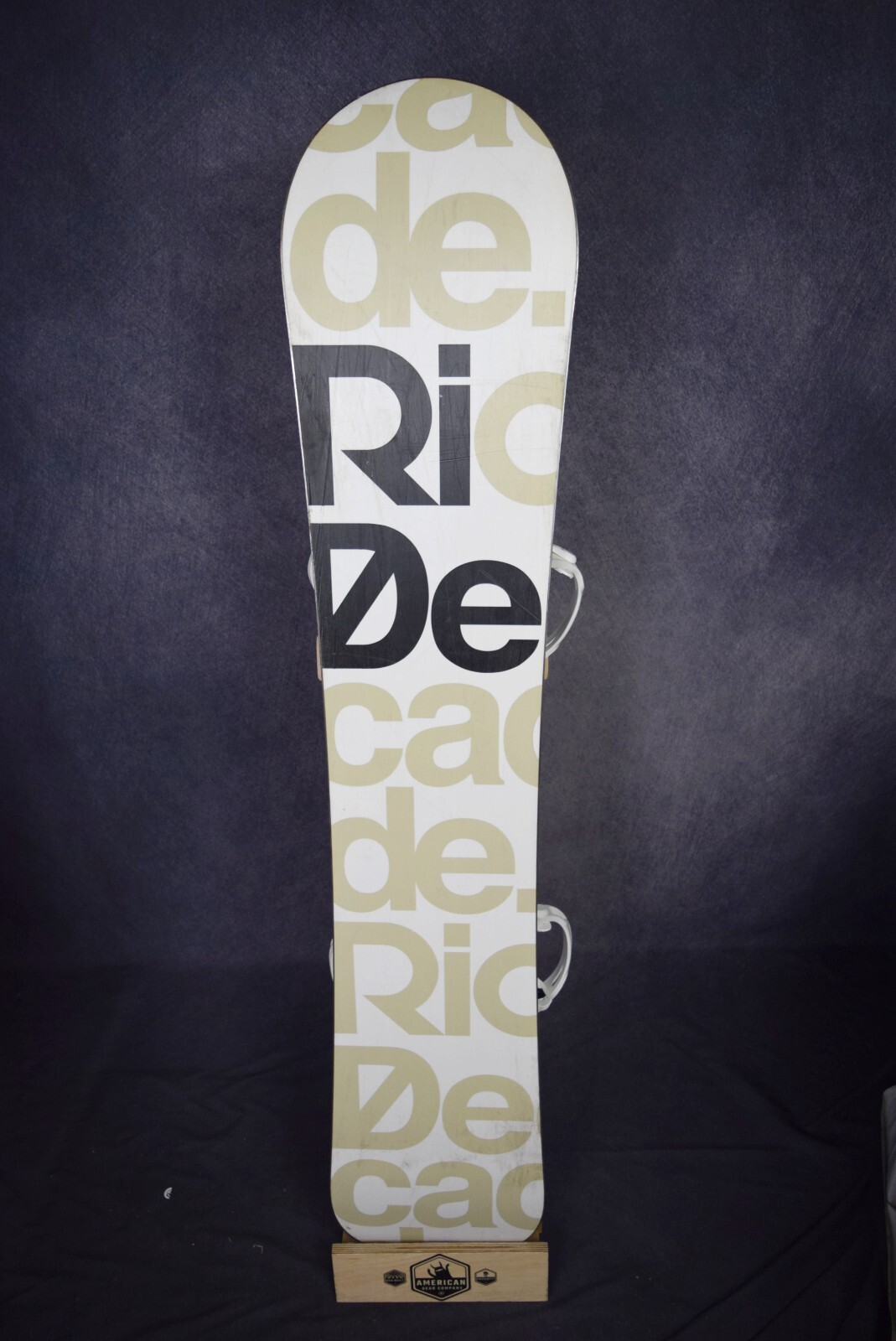 RIDE DECADE SNOWBOARD SIZE 151 CM WITH NEW CHANRICH LARGE BINDINGS