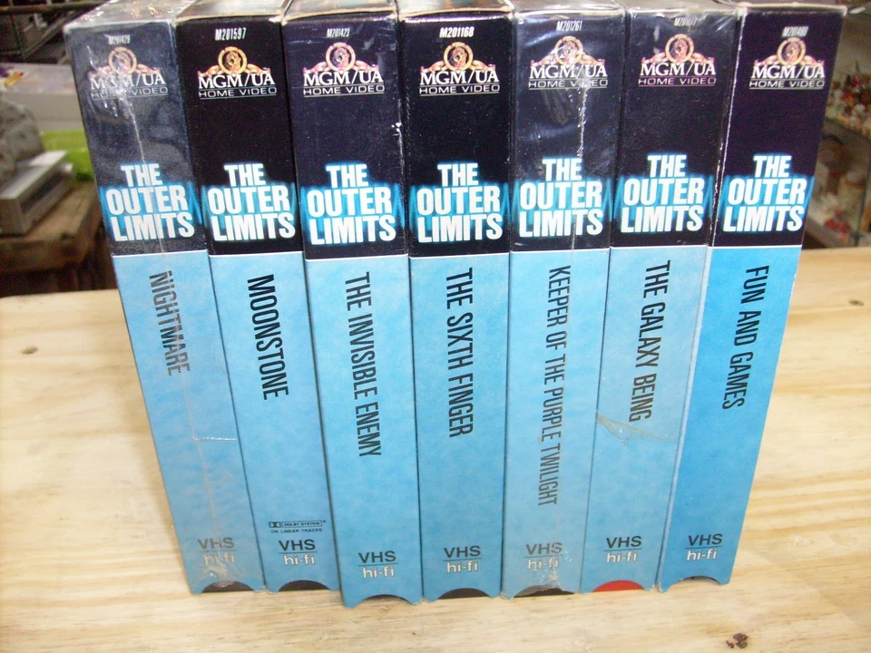The Outer Limits - collection of 7 VHS tapes... great deal - Image 4 of 4