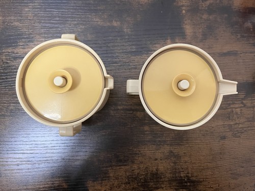 Vtg Tupperware Creamer & Sugar with Push n Seal Tops Cream Yellow #1414 #1415 - Picture 5 of 7