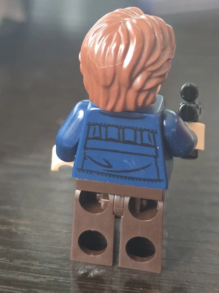 LEGO Minifigures 75192 Star Wars UCS Millenium Falcon *LEIA, HAN, CHEWIE, C-3PO* - Image 3 of 4