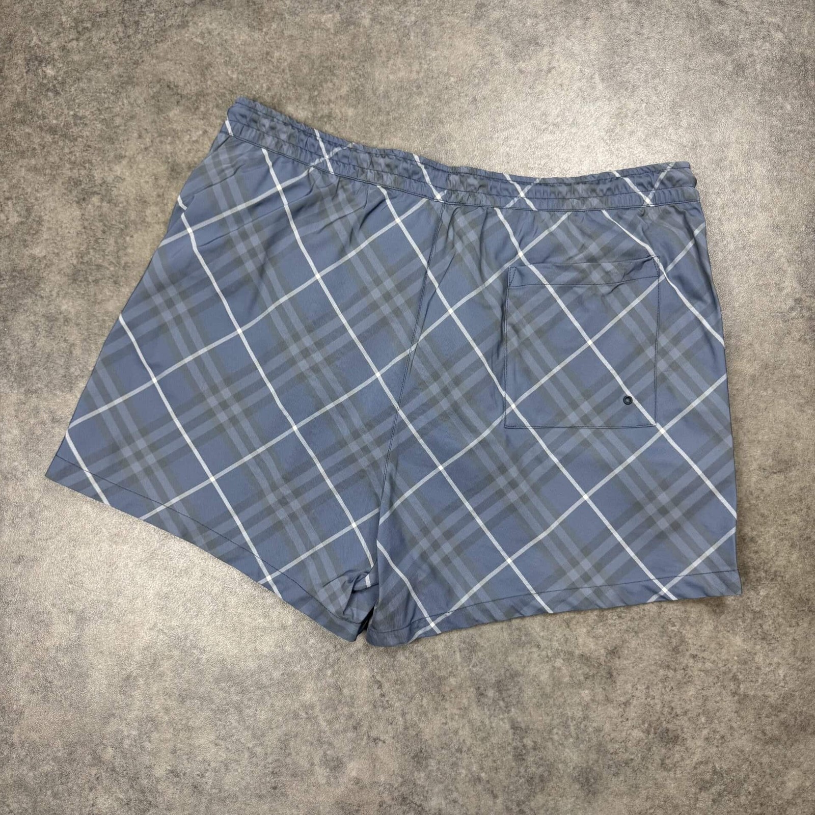 Burberry Pewter Checked Cotton Swim Shorts RRP £395 image 2