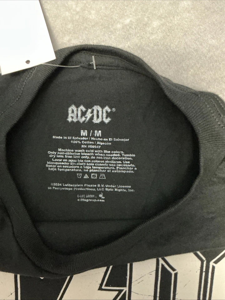 AC/DC Back In Black Angus Young Classic Rock  New Black T-shirt Size:Medium - Image 3 of 4