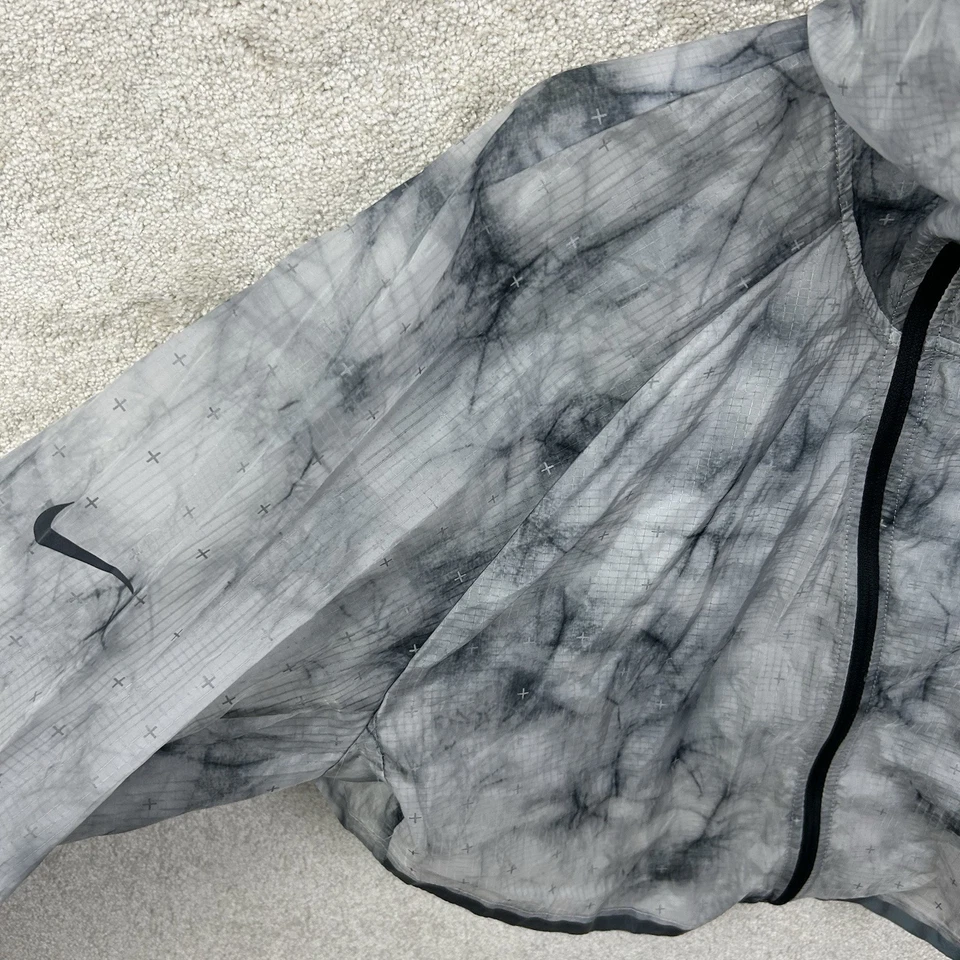 Nike Men’s Tech Pack Transform HD Hooded Running Gray BV5679-094 Jacket X Large - Image 4 of 4