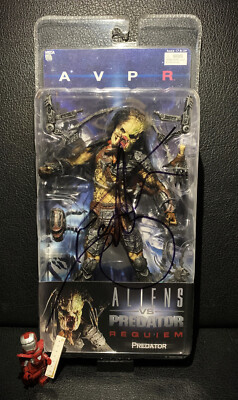 Aliens vs Predator Figur The Wolf signed Ian Whyte NECA NEU OVP Requiem AVP RAR