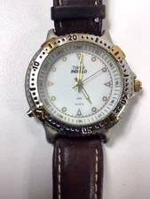 Mens Timex Indiglo Watch Silver Tone Leather Band New Battery Vintage
