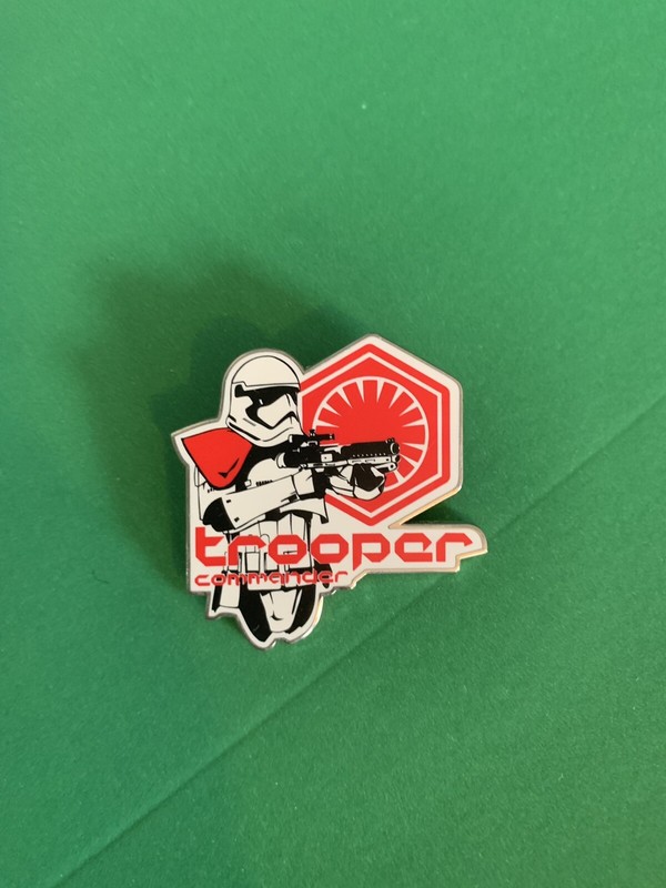 Star Wars The Last Jedi Starter Storm Trooper Commander Disney Pin 127208