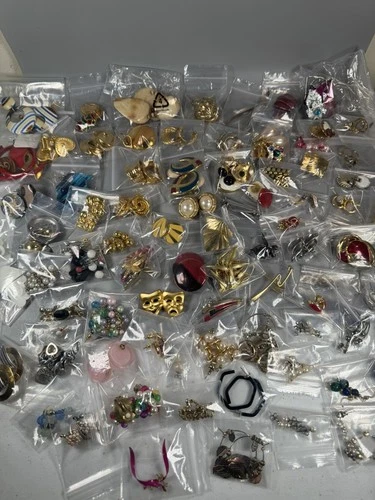 Vintage Costume Jewelry Lot 70+ Earrings Brooch Clips Gold Tone Mixed