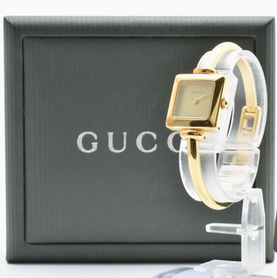 【EXC+5 in BOX】GUCCI 1900L 19mm Gold Dial Armreif Quarz Damenuhr aus JAPAN