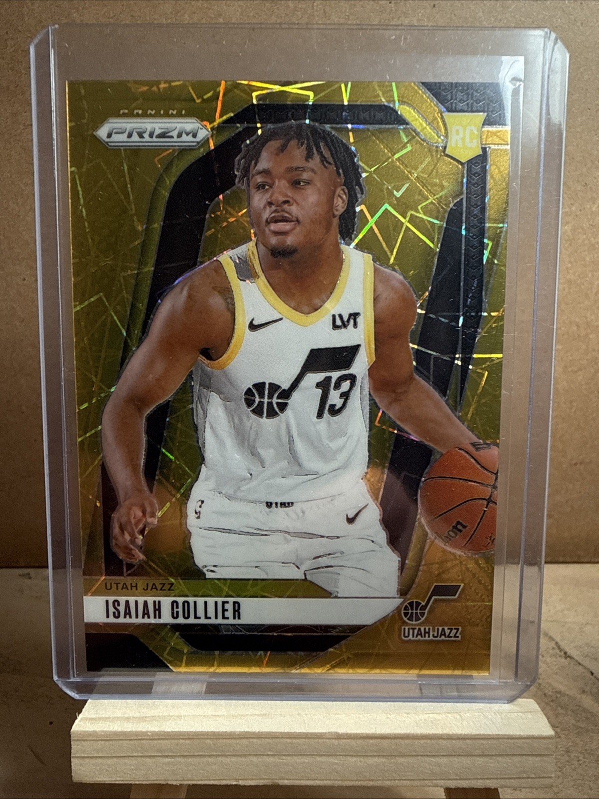 2024-25 Panini Prizm Isaiah Collier #227 Gold Lazer Prizm /10 (RC)