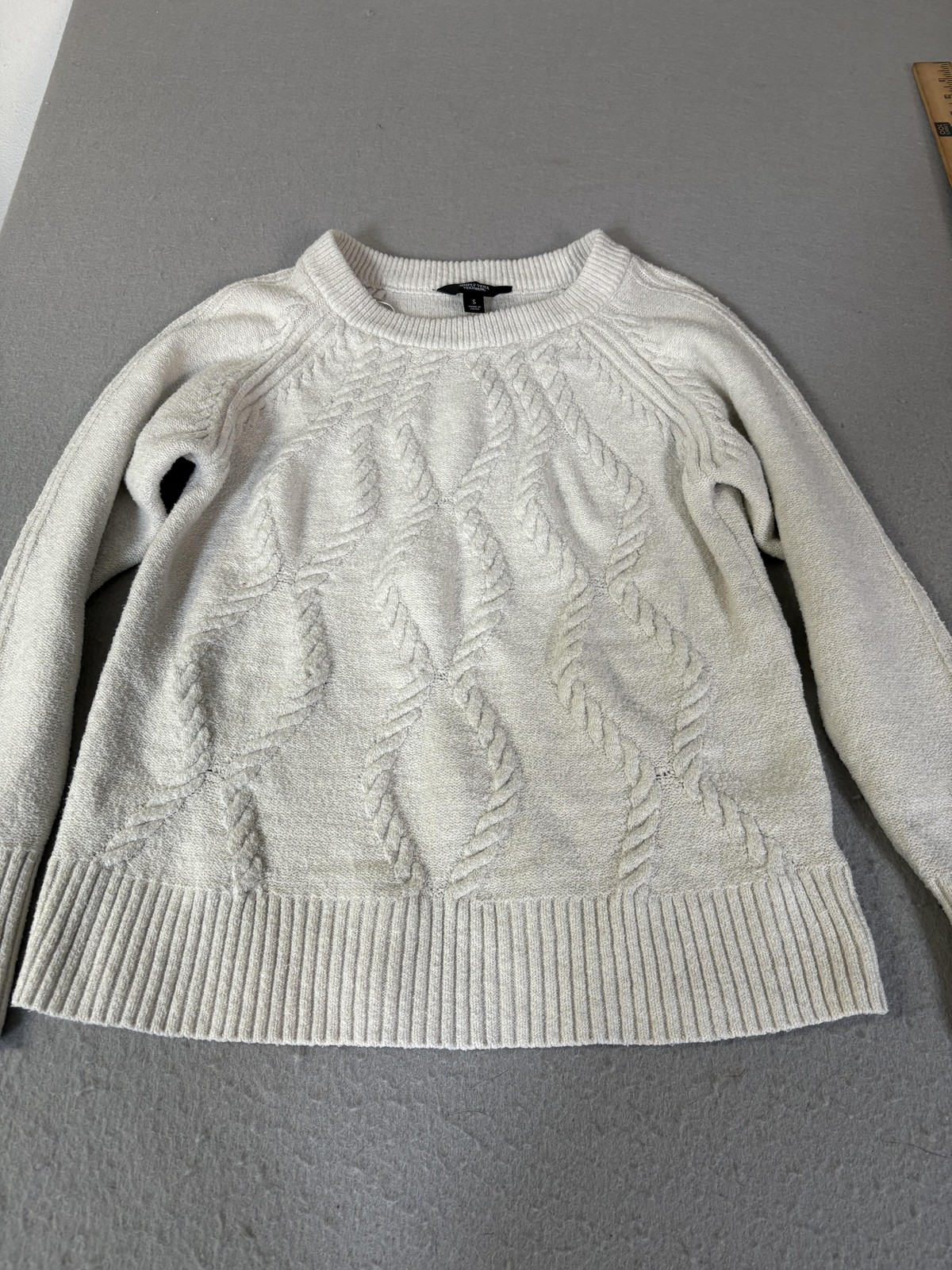 Simply Vera Vera Wang Sweater Womens Small Ivory Cable Knit Crewneck Pullover