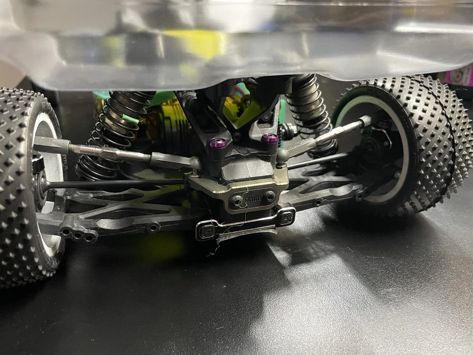 Tlr 22 5.0 dc offroad buggy slider - Image 4 of 4