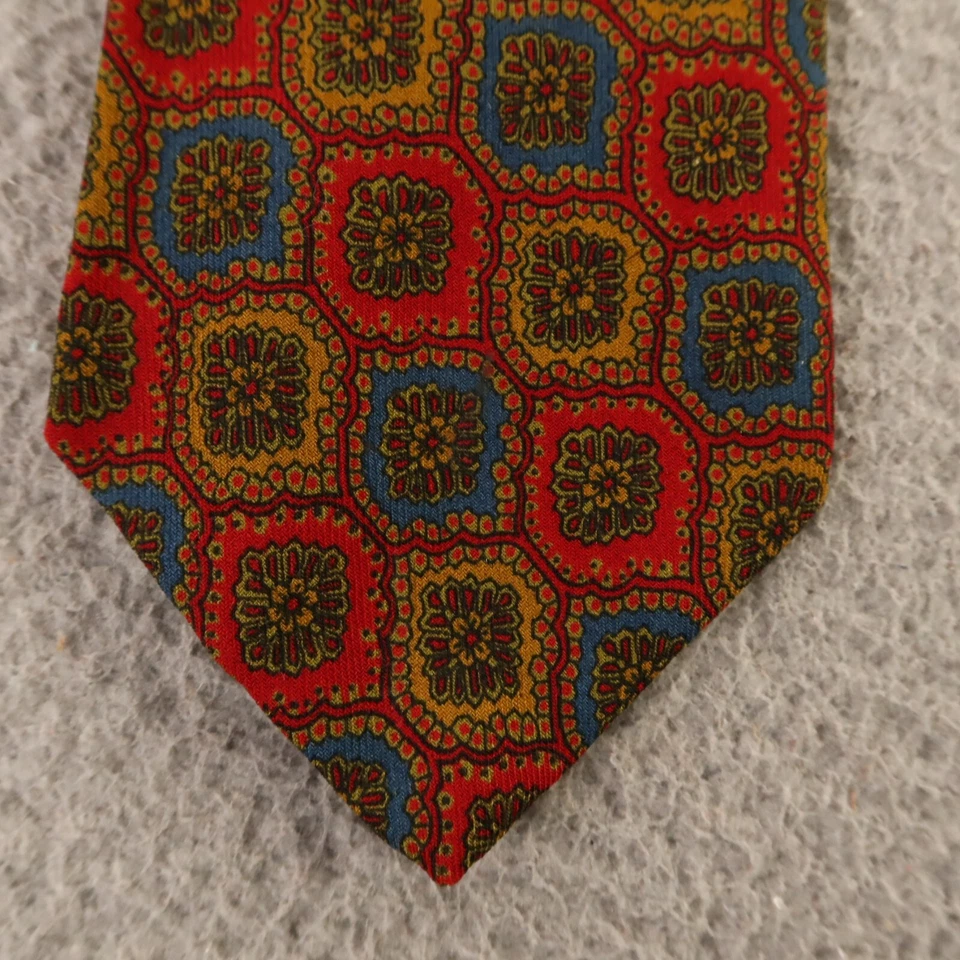 Corbata Kauffmanns DE COLECCIÓN Azul Rojo Geométrica 100% Lana Hecha en Escocia Reino Unido Años 60 4" Foto 2 de 4