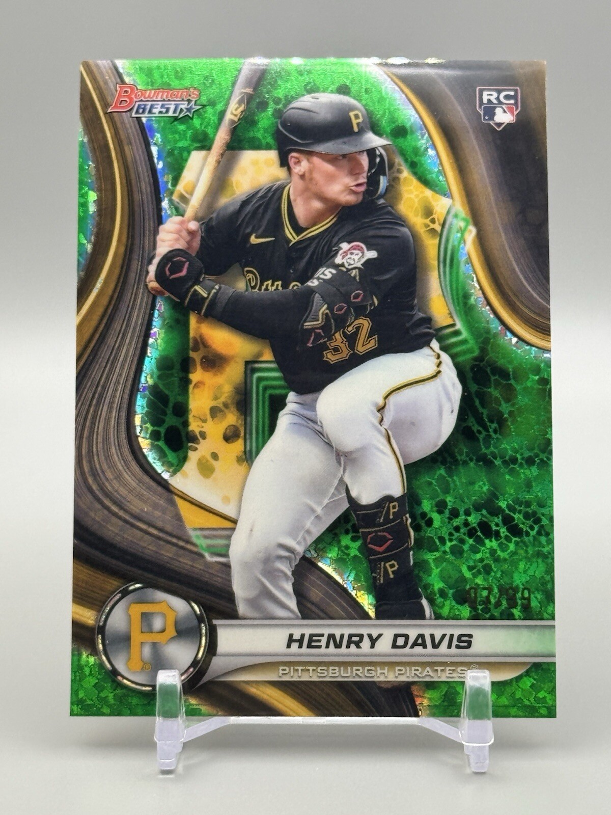 2024 Bowman's Best Henry Davis Green Mini Diamond Refractor /99 Pirates RC