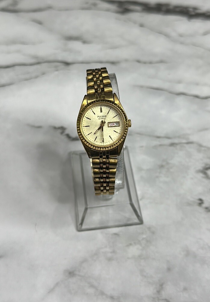 Vintage Pulsar Gold Toned Women's Wristwatch | eBay Vintage Pulsar Gold Toned Women's Wristwatch | eBay