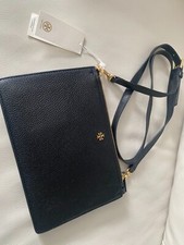 tory Burch women's Kira pebbled top zip cross body bag in black new whit tags