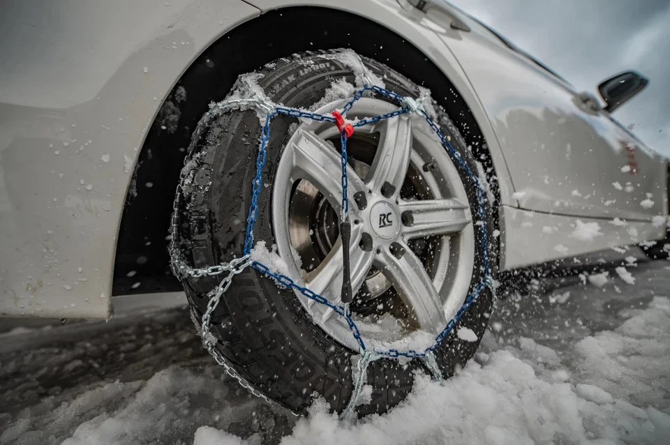 Chaines à neige PEWAG Lite 9 LI9 74 9MM Snow chains R 14 15 16 17 18 - Imagen 3 de 4