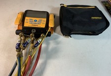 Fieldpiece SM382V SMAN Wireless Refrigerant Manifold With Case,Clamps And Hoses