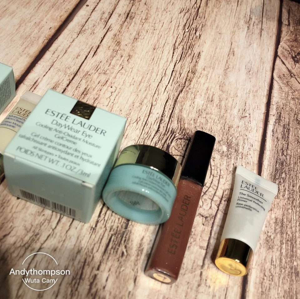 Conjunto de 4 Estée Lauder: The Smoother+ Brilho Esculpido+Espuma de Limpeza+Roupa de Dia Olho - Imagem 4 de 4