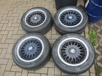 BMW E30 7Jx15 BBS Kreuzspeiche mit Goodyear 205/55 R15 Bereifung -mauritiusblau-