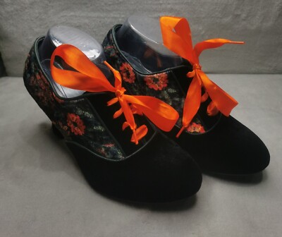 BNWOT Women's Joe Browns Black/Orange Floral Faux Velvet
