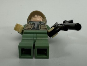 LEGO Star Wars Endor Rebel Commando Trooper Minifigure (9489) 