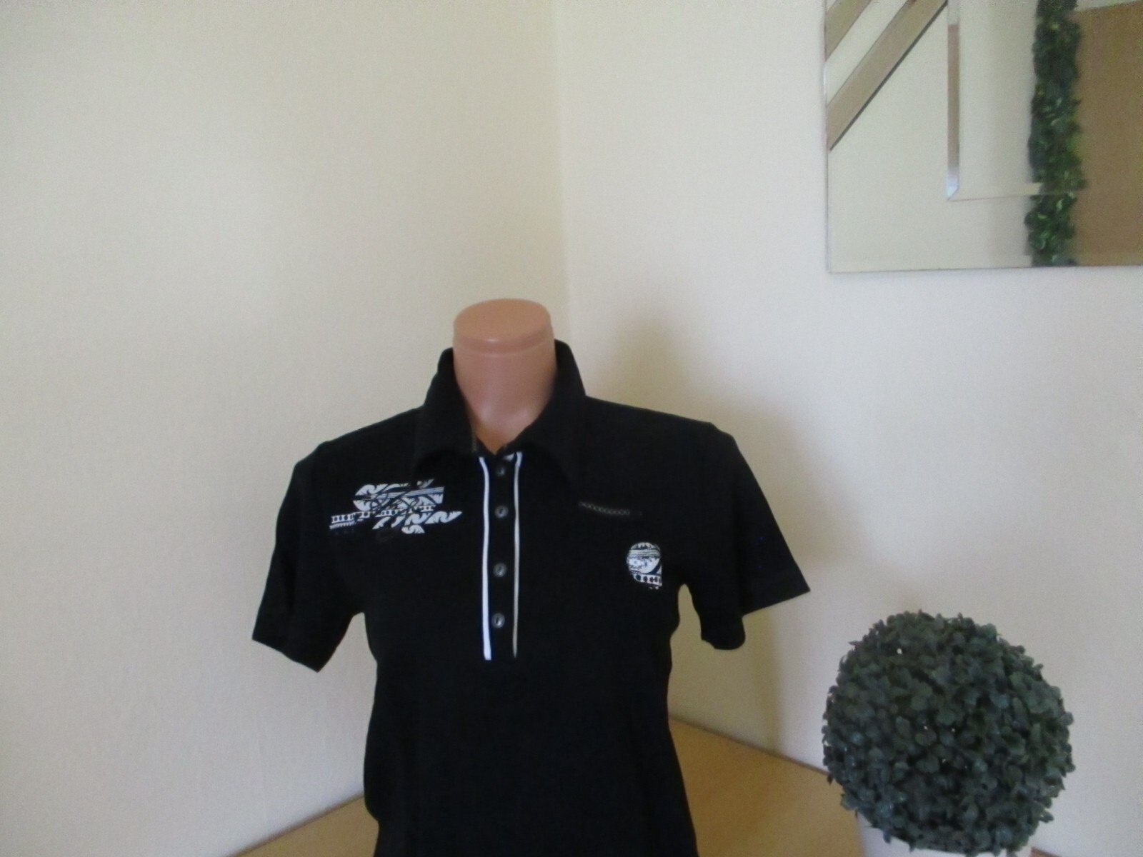 Bild 2 von 6