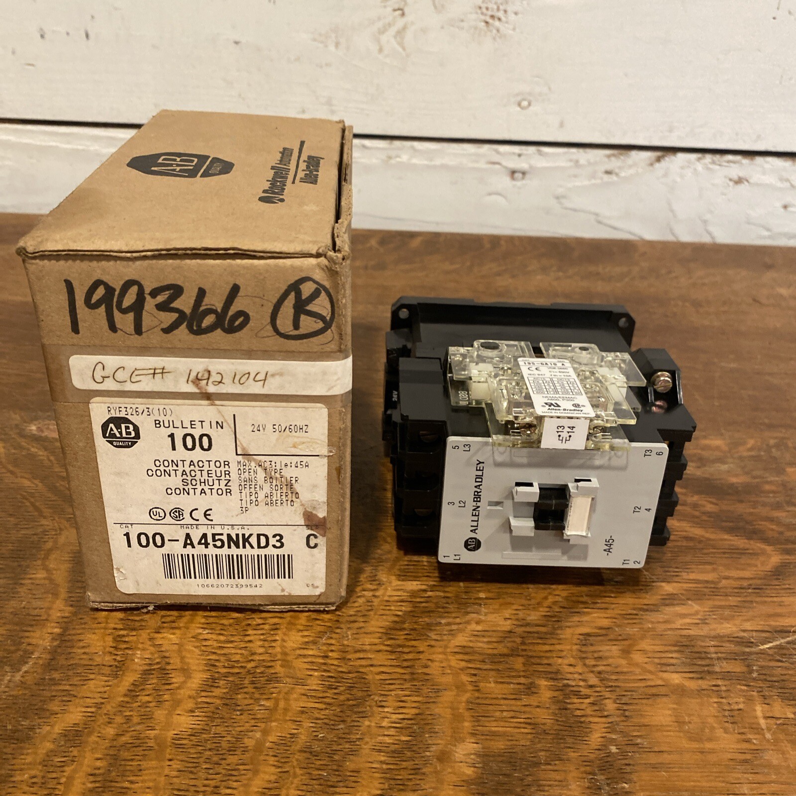 Allen-Bradley Contact Kit, Bull 100-A45 main image 0