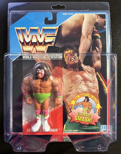 WWF HASBRO Ultimate Warrior Series 1 Blue Card MOC...