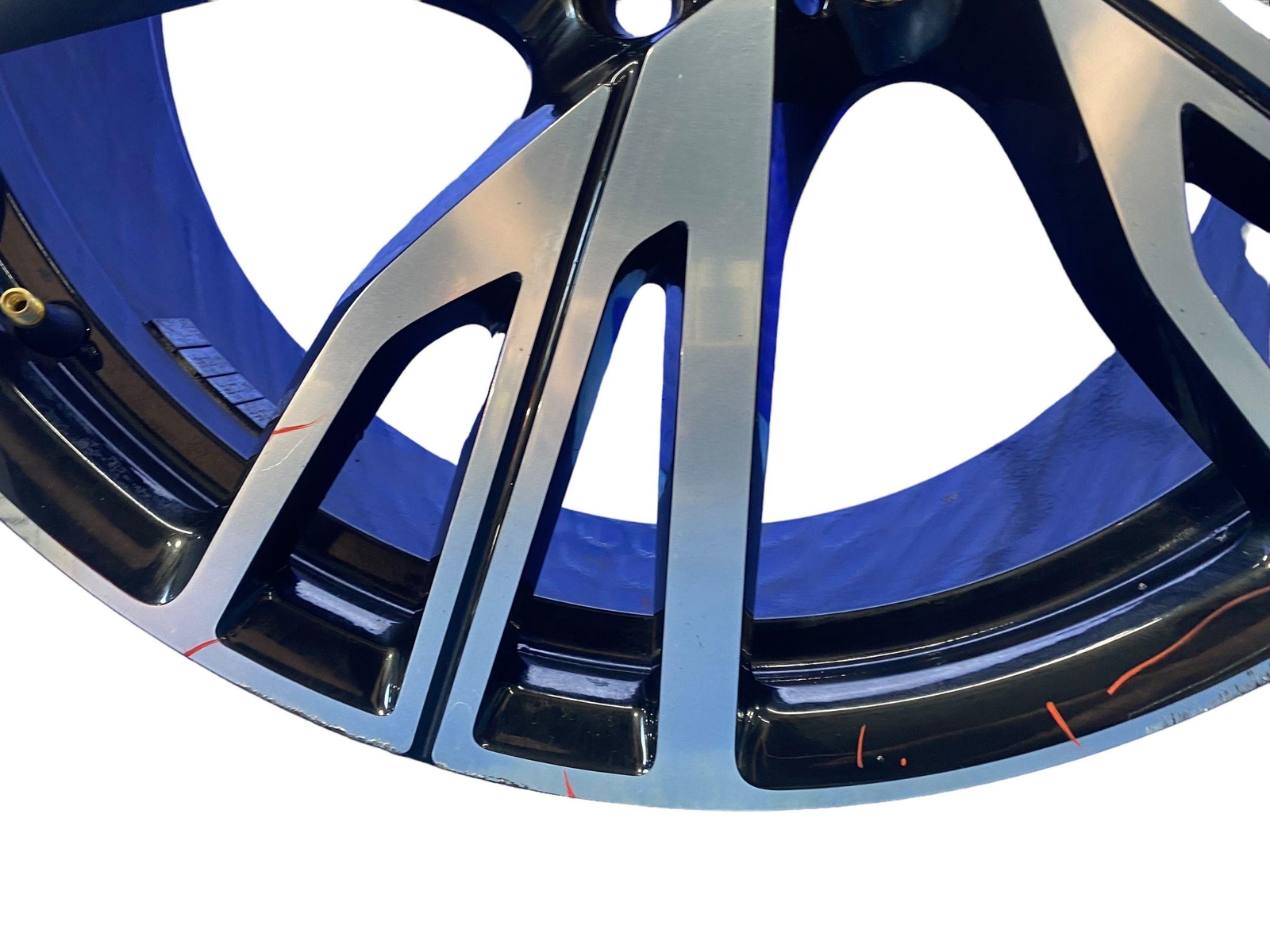 2014-2020 BMW I8 20X8.5 FRONT LEFT SPOKE DIRECTIONAL ALLOY WHEEL RIM *CURB RASH*