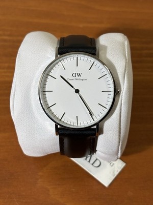 Daniel Wellington Classic Sheffield Black Leather Band Unisex Watch 36m Sliver 9