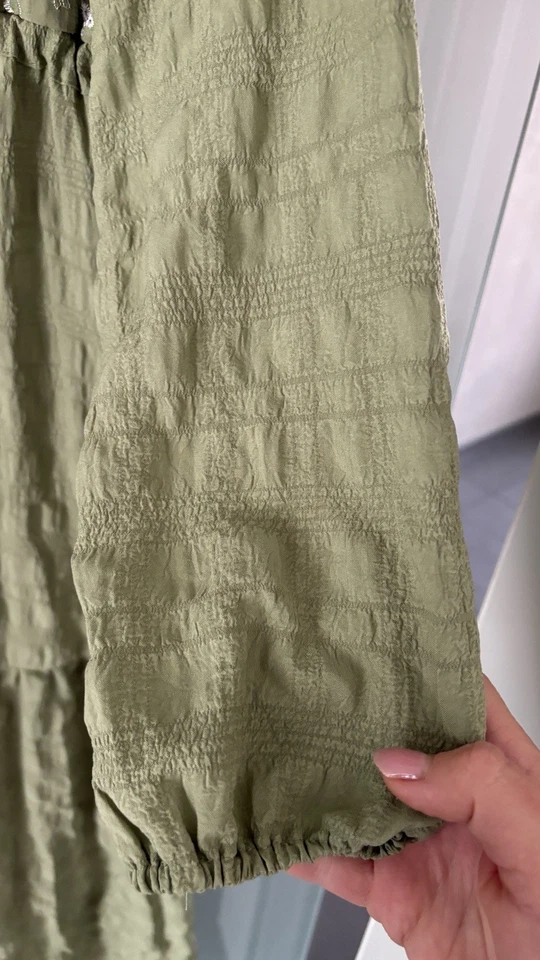 Jasmina Paris Damen Maxikleid langarm gürtel blassgrün weiß bestickt Gr. M/ L - Bild 4 von 4